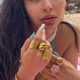 Caracola Crush Ring